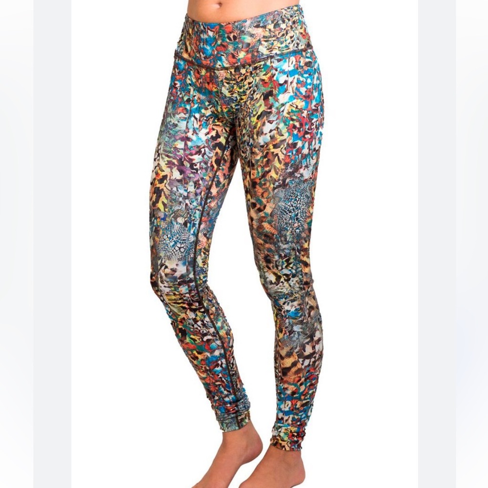 Kira Grace fun patterned yoga leggings